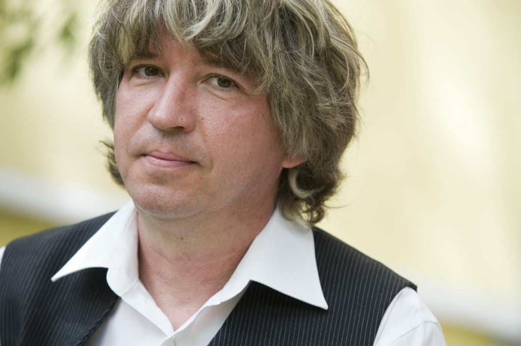 <p>Deni Kožić,&nbsp;zagrebački gitarist, pjevač i kantautor, ostavio je važan trag u hrvatskoj rock glazbi&nbsp;</p>