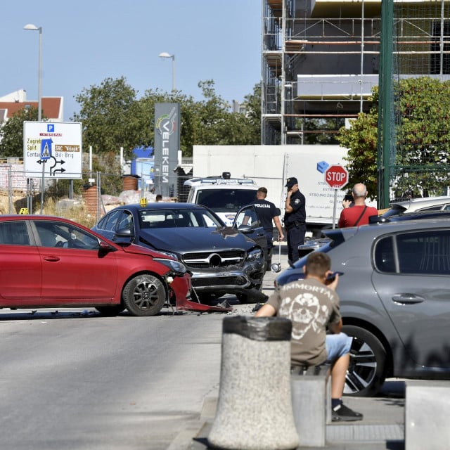 <p>Prometna nesreca na parkingu trgovackog centra u Ulici Bleiburskih zrtava</p>