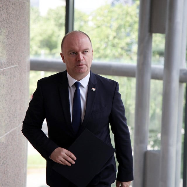 <p>Ministar Ivan &Scaron;ipić</p>
