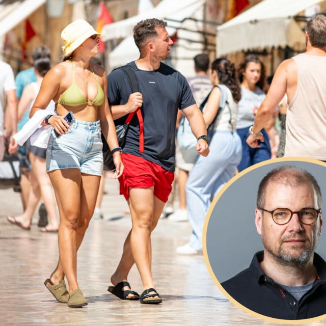 <p>Razgolićeni turisti na Stradunu kod nas su jo&scaron; veliki tabu</p>