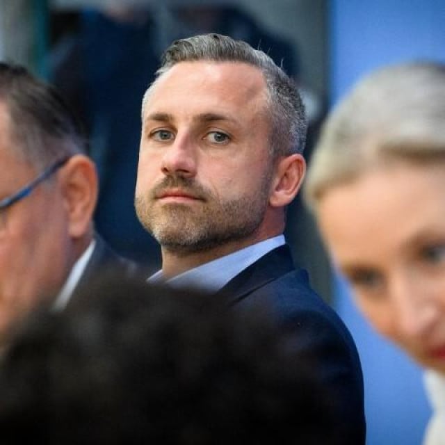 <p>Udarni trojac AfD-a: Alice Weidel,&nbsp;Tino Chrupalla i Ulrich Siegmund, budući premijer Saske</p>