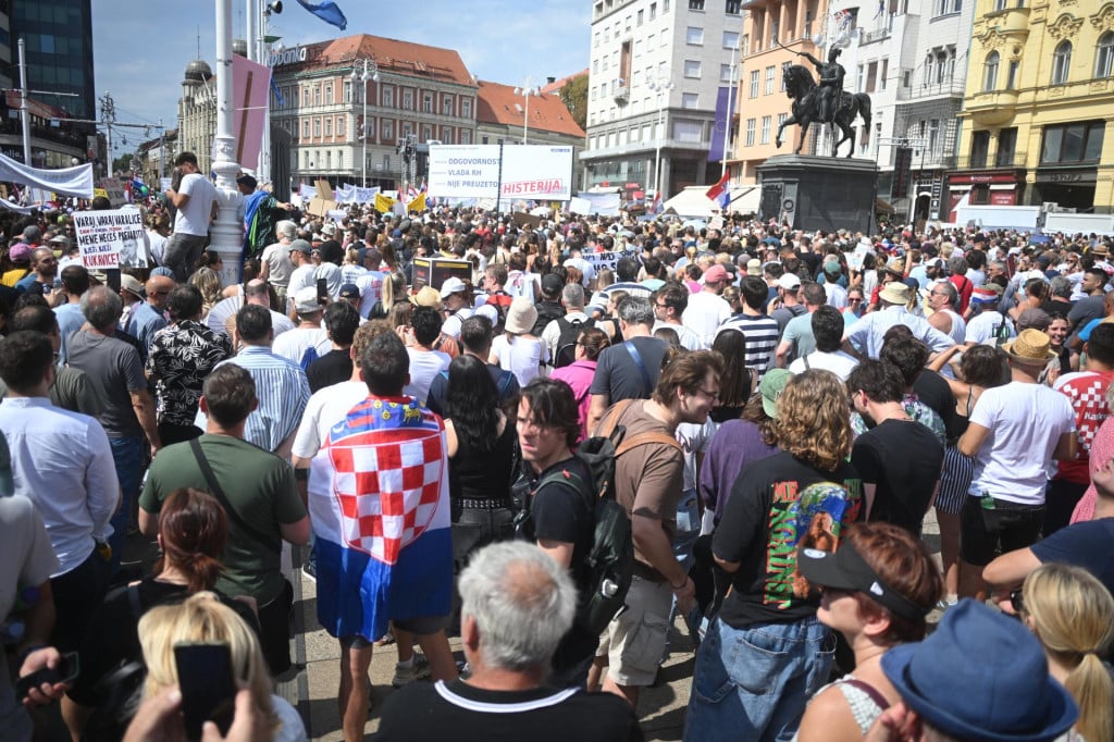 <p>Prosvjed Za Liku u Zagrebu<br>
&nbsp;</p>