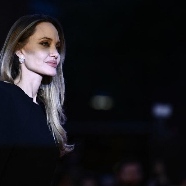 <p>Angelina Jolie</p>