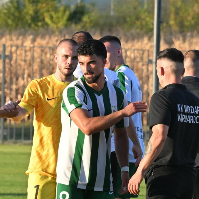 <p>Moises Luiz Correa</p>