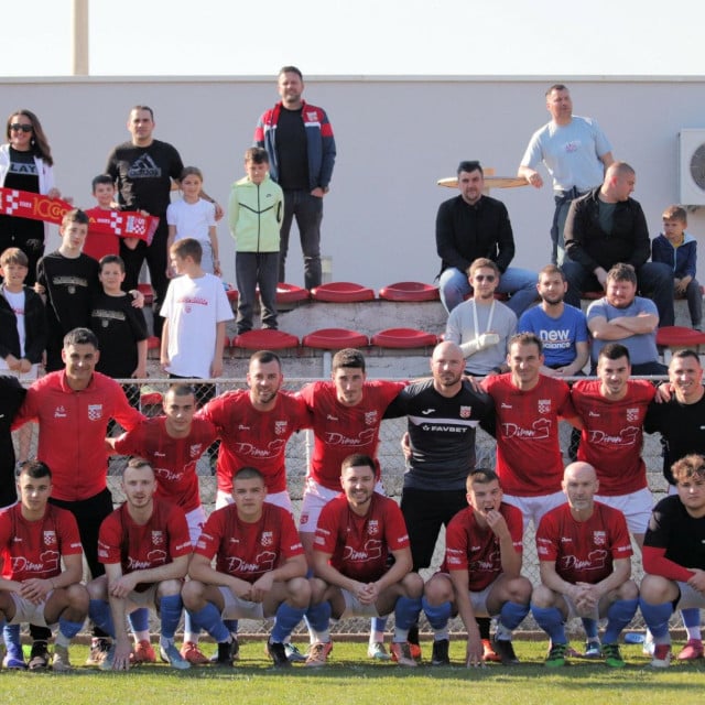 <p>Nogometni klub Slaven u proljeće 2026. godine</p>