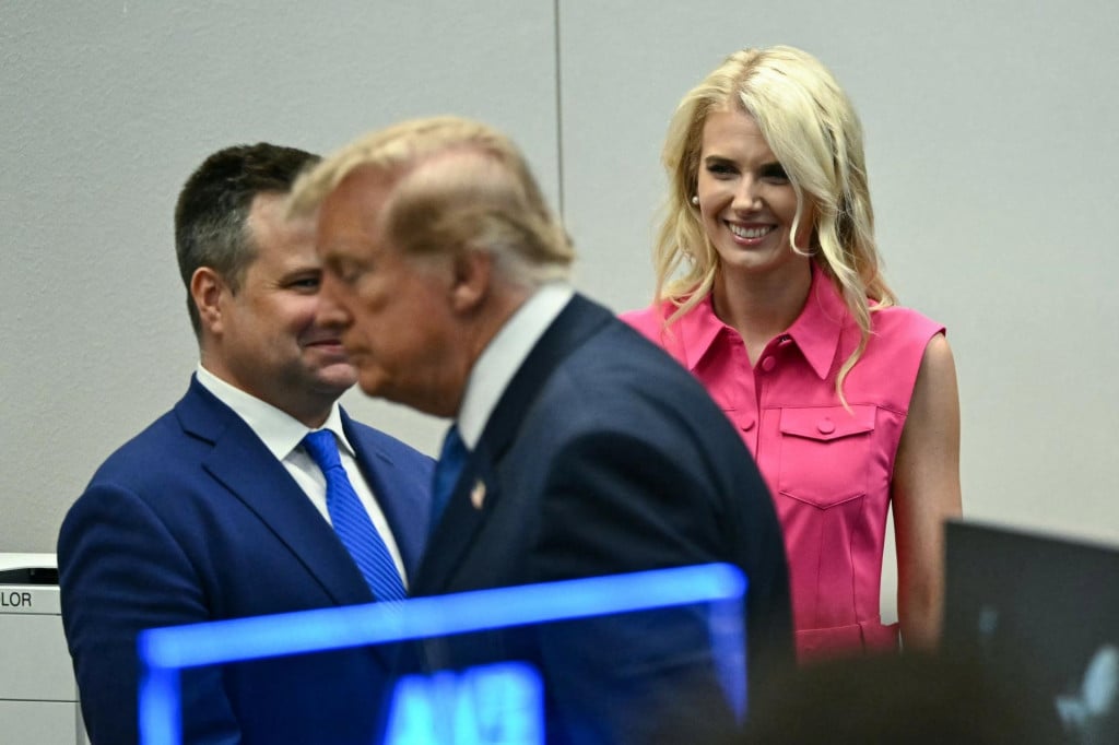 <p>Donald Trump i Natalie Harp</p>