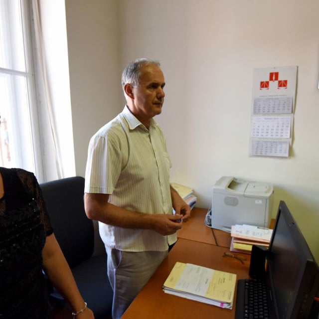 <p>Iznenađujući postupak predsjednika Županijskog suda u Zadru Ivana Markovića - nije do&scaron;ao na sjednicu Stegovnog vijeća</p>

<p>&nbsp;</p>

<p>&nbsp;</p>