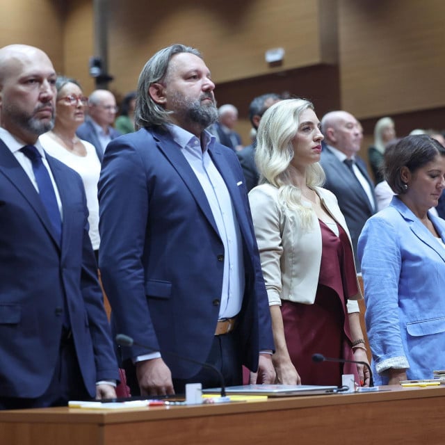 <p>Mihael Zmajlovic, Tonci Restovic, Sanja Radulovic i Marija Lugaric</p>