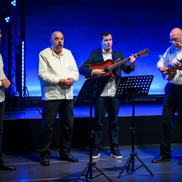 <p>Klapa Žirje</p>
