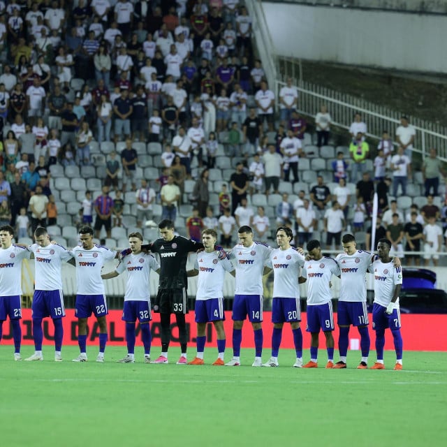 <p>Hjaduk</p>