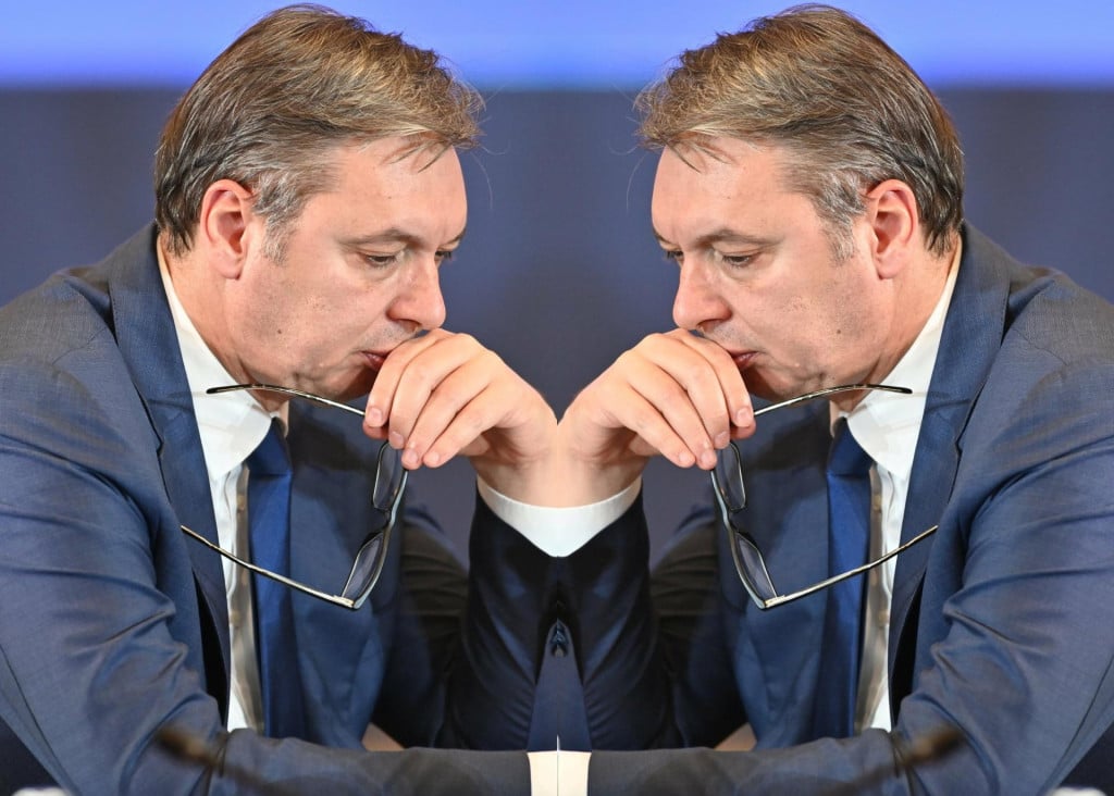 <p>CROPIX</p>