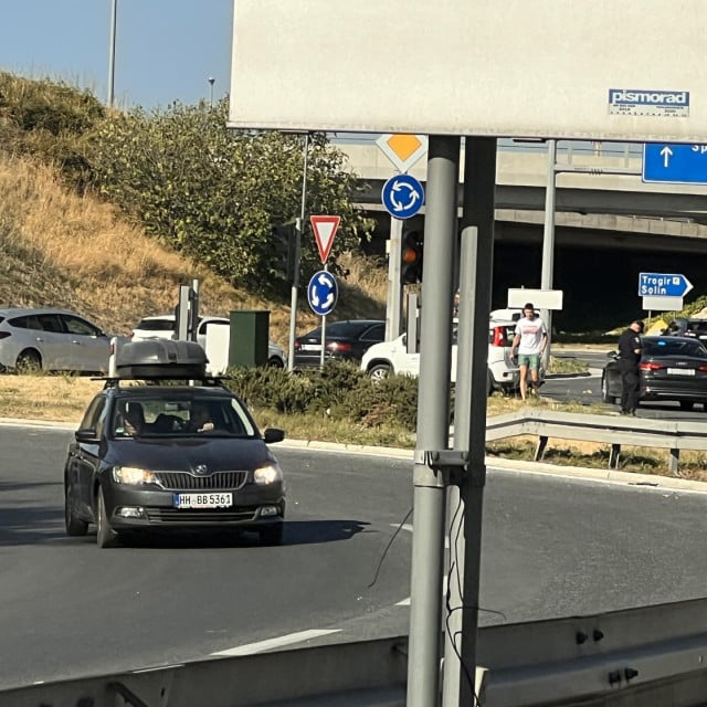 <p>Gužva na rotoru</p>