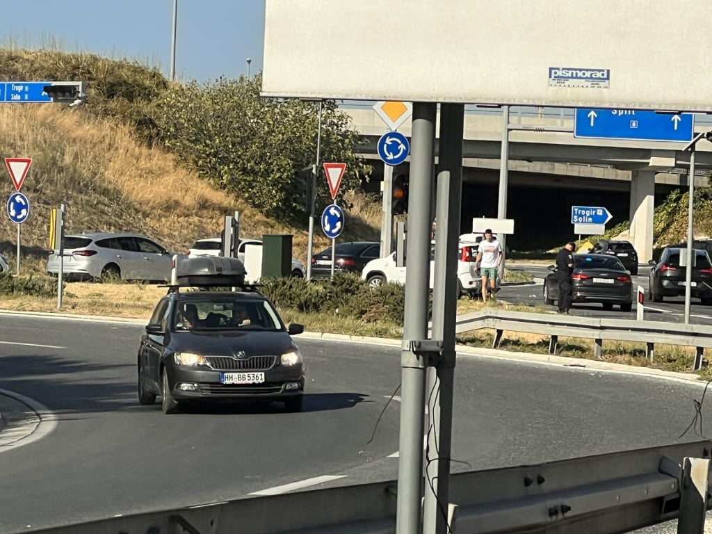 <p>Gužva na rotoru</p>