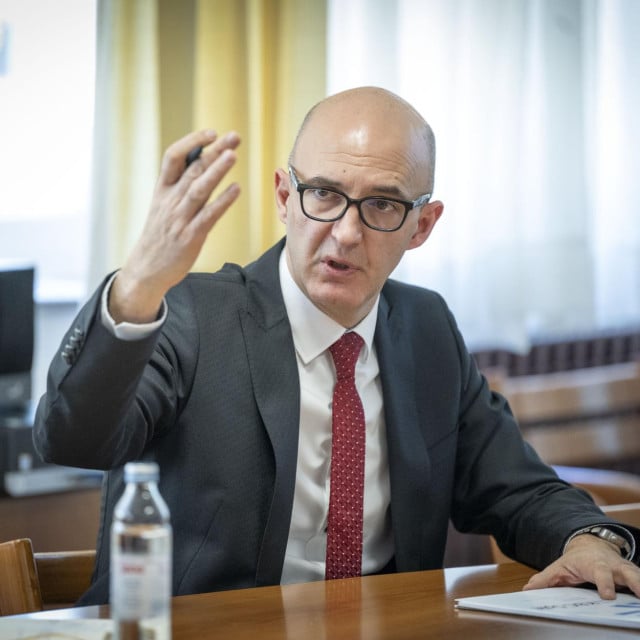<p><font dir=&rdquo;auto&rdquo; style=&rdquo;vertical-align: inherit;&rdquo;><font dir=&rdquo;auto&rdquo; style=&rdquo;vertical-align: inherit;&rdquo;>Ravnatelj Kre&scaron;imir Dolić</font></font></p>