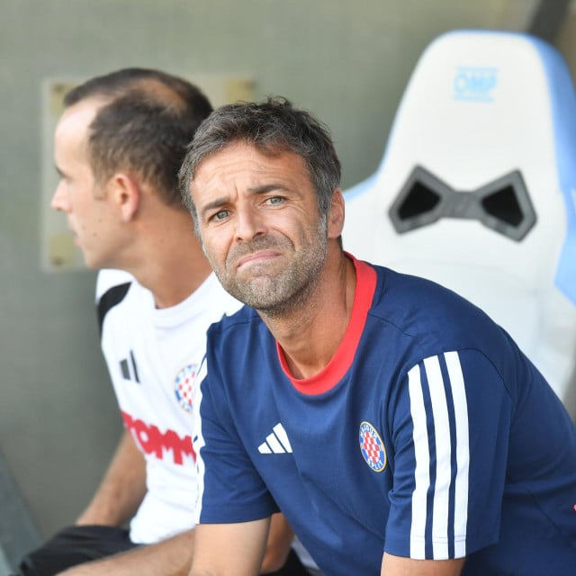<p>Gonzalo Garcia</p>