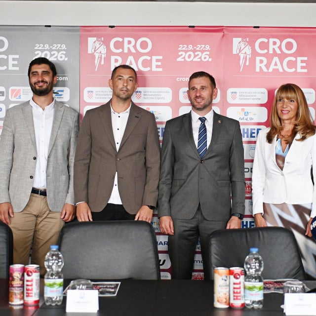 <p>Split, 210926.<br>
Gradska uprava u zgradi Banovine.<br>
Konferencija za medije povodom 11. izdanja biciklisticke utrke CRO Race.<br>
Na fotografiji: Ivo Soric, Stipe Cogelja, Ivo Katusic, Tomislav Suta, Alijana Vuksic i Antonio Tiberi.<br>