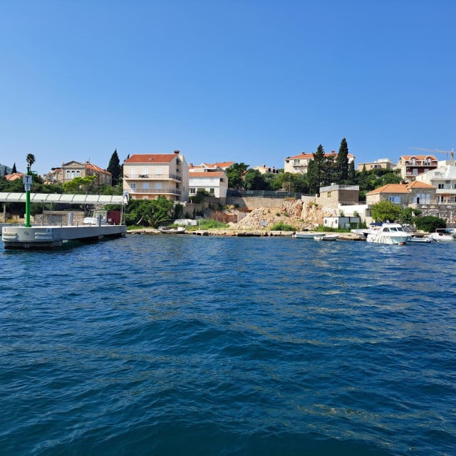 <p>Bazen B Marine Frapa Dubrovnik</p>