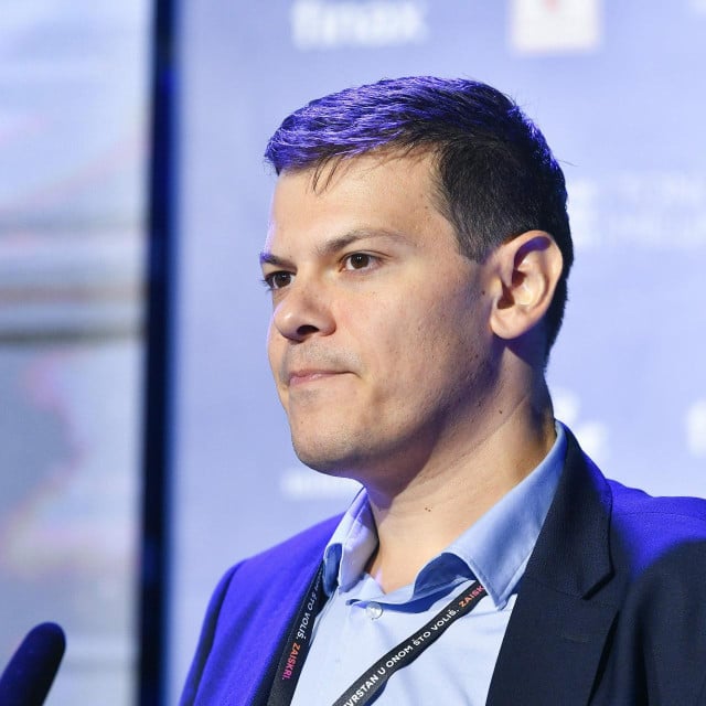 <p>Američki Ured saveznog tužitelja za Južni okrug New Yorka&nbsp;za ulagatelje u fond Orca Bason,&nbsp; čiji je glavni direktor Vuk Vuković, otvorio je posebnu stranicu&nbsp;</p>