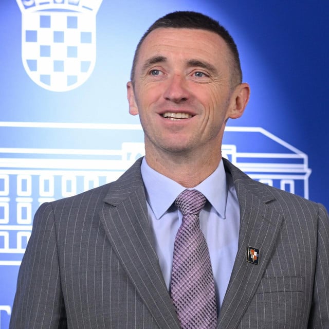 <p>Ivan Penava tematski je zagledan u pro&scaron;lost, a financijski u proračun za 2027. godinu&nbsp;</p>