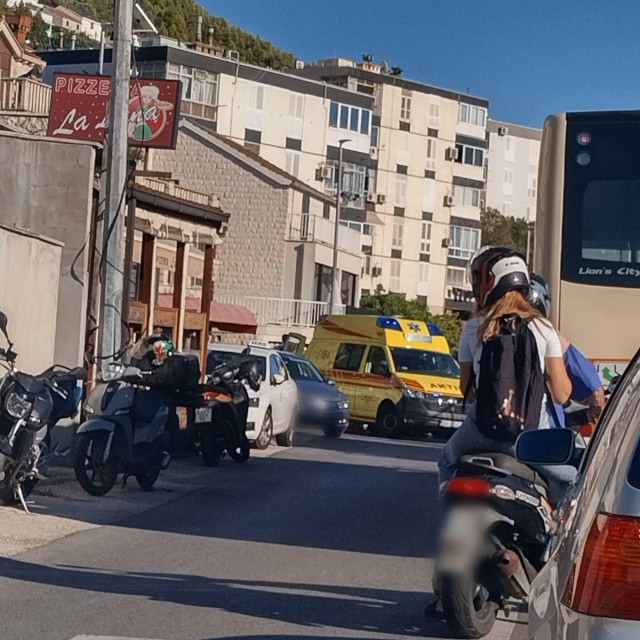 <p>Prometna nesreća u &Scaron;ipčinama</p>