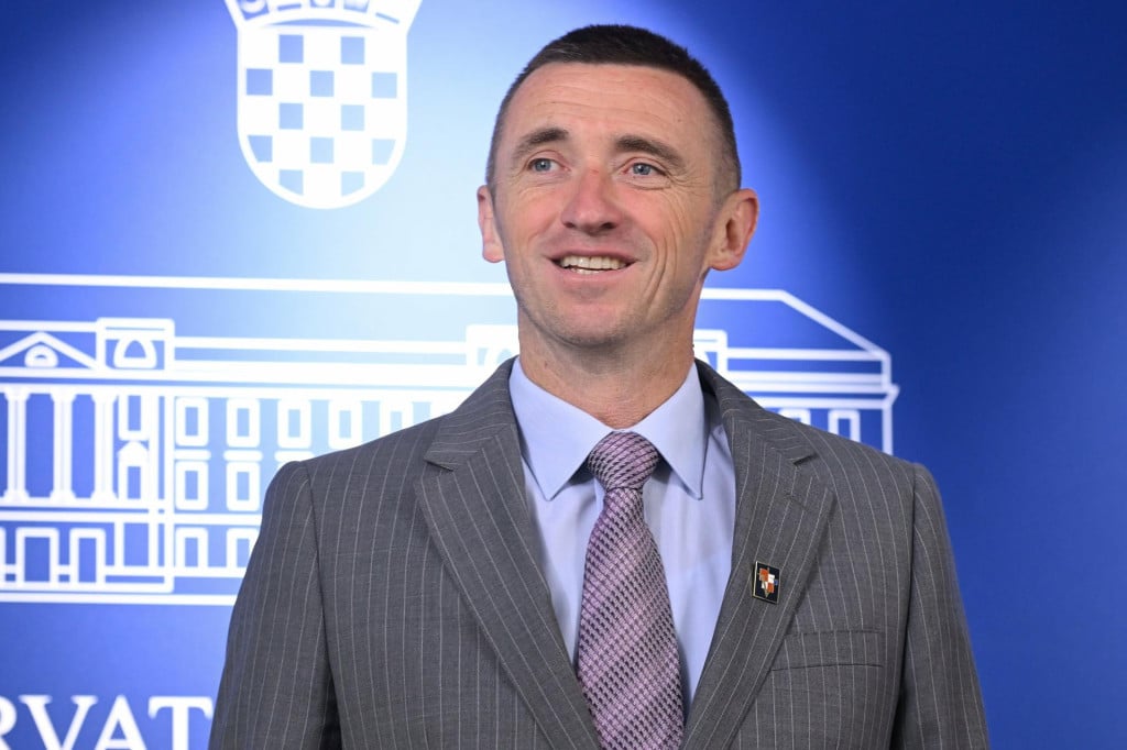 <p>Ivan Penava tematski je zagledan u pro&scaron;lost, a financijski u proračun za 2027. godinu&nbsp;</p>
