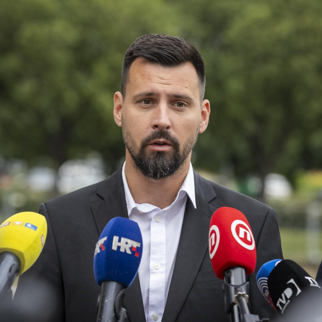 <p>Bojan Ivo&scaron;ević</p>