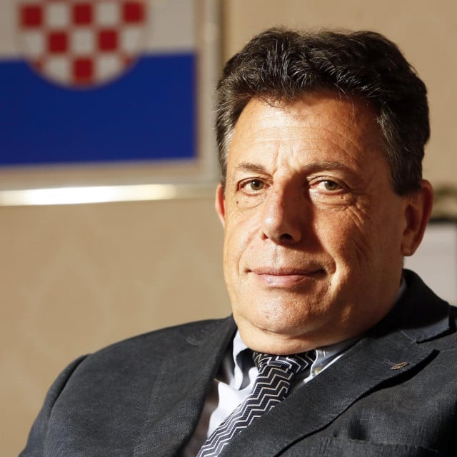<p>&lsquo;Imao sam prilike upoznati slične stvari u Rusiji i Bjelorusiji, gdje je to svakodnevna pojava. Ali u jednoj uređenoj demokratskoj državi, u kojoj sudstvo ima svoj položaj, to se sigurno nije dogodilo. Pogotovo u zemlji članici Europske unije&lsquo;, ističe Sessa<br>
<br>
<br>
&nbsp;</p>