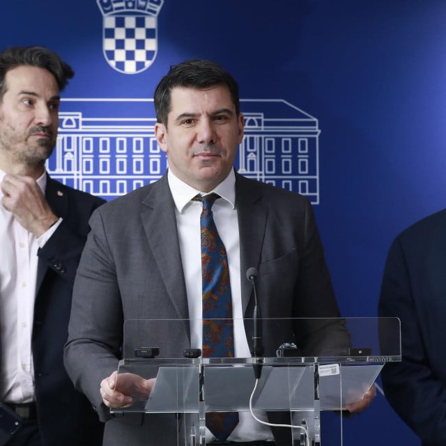 <p>Marin Miletić, Nikola Grmoja, Josip Jurčević</p>