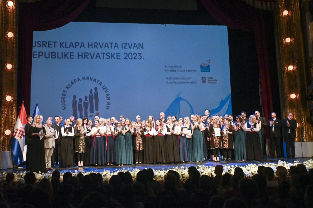 <p>Izvođači 3. Susreta klapa Hrvata izvan RH održanog 2023.</p>