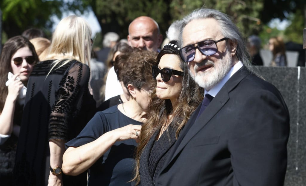 <p>Nikolina Pi&scaron;ek i Mi&scaron;a Grof na Vidojevu&nbsp;ispraćaju u svibnju 2022. u Beogradu</p>