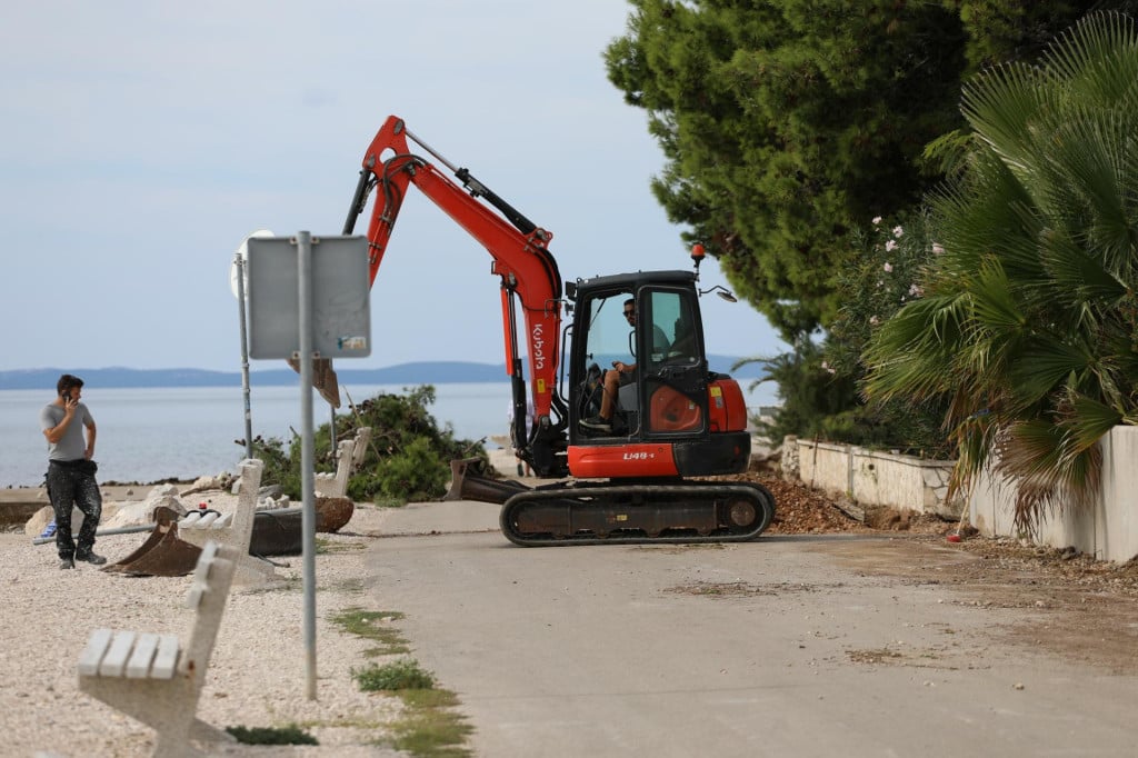<p>Radovi na Viru</p>