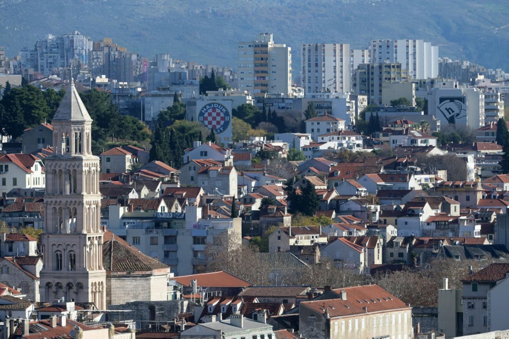 <p>Panorama Splita<br>
<br>
&nbsp;</p>