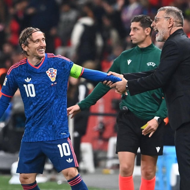 <p>Luka Modrić pogotkom častio novog izbornika Slavena Bilića&nbsp;</p>