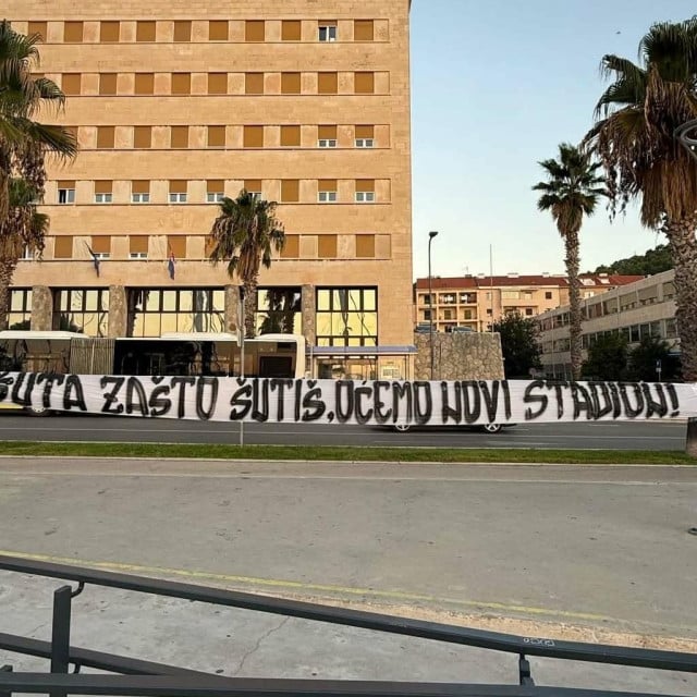 32575166