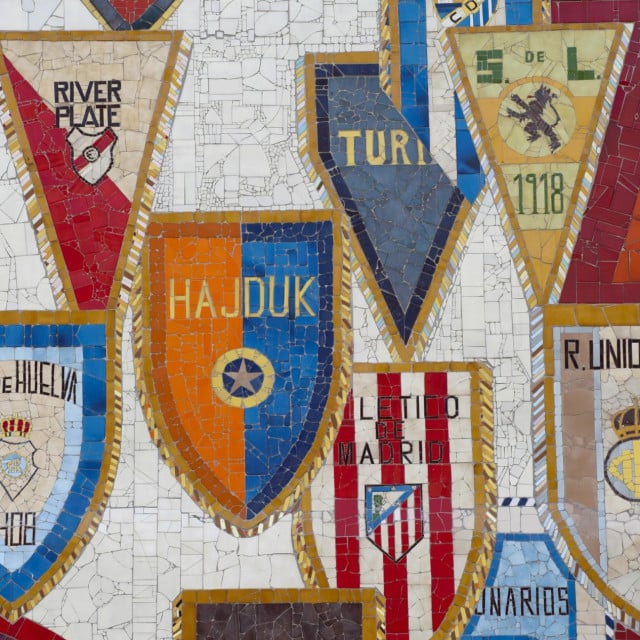 <p>Mural na stadionu Ramon Sanchez-Pizjuan</p>