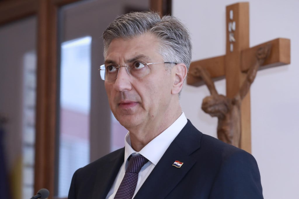 <p>Državni HDZ vidi veliku pobjedu nad ljevicom zbog minornih&nbsp;kotarskih&nbsp;izbora...</p>
