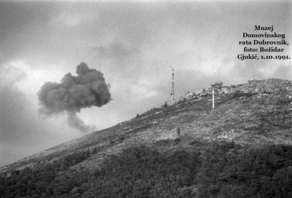 <p>Granatiranje Srđa, 1.10.1991.</p>