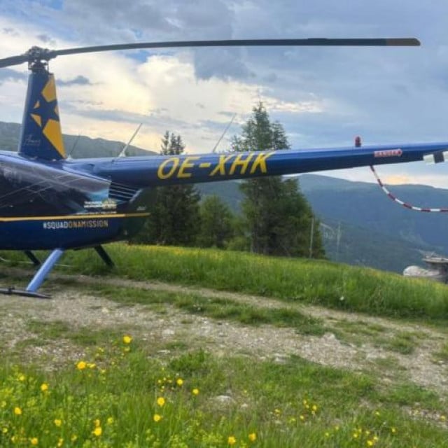 <p>Ukradeni helikopter Robinson R44</p>