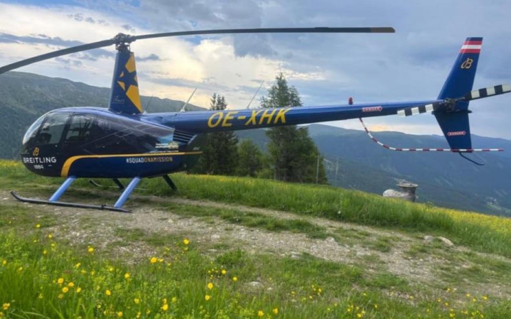 <p>Ukradeni helikopter Robinson R44</p>