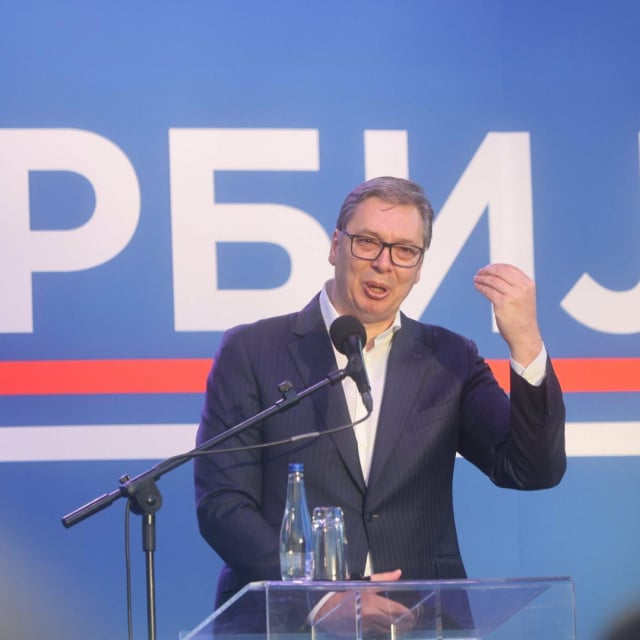 <p>&nbsp; Aleksandar Vucić govorio je&nbsp;na predizbornom skupu u Beogradskoj areni pred tisućama prista&scaron;a i navodno čak 46 televizija<br>
&nbsp;</p>