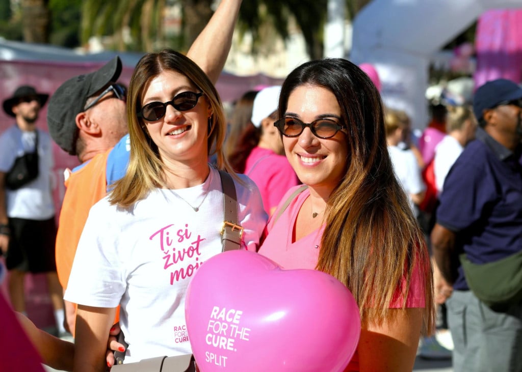 <p>Sudionice Race for the cure</p>