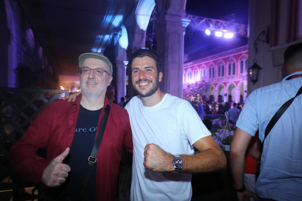<p>Sini&scaron;a Vuco i sin Vilibald na Splitskom festivalu 2022.&nbsp;</p>