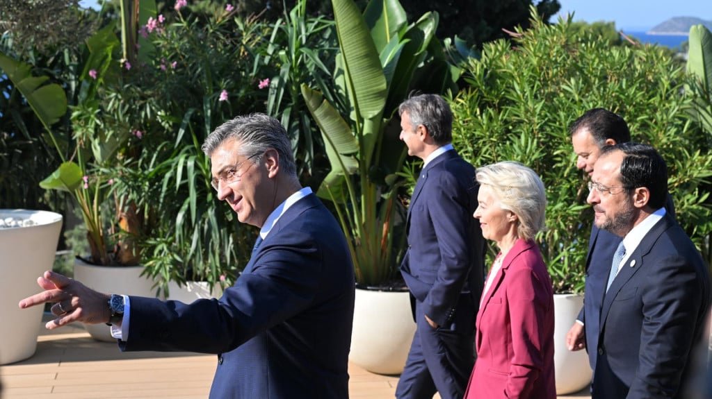 <p>Plenković sa sudionicima summita MED9</p>