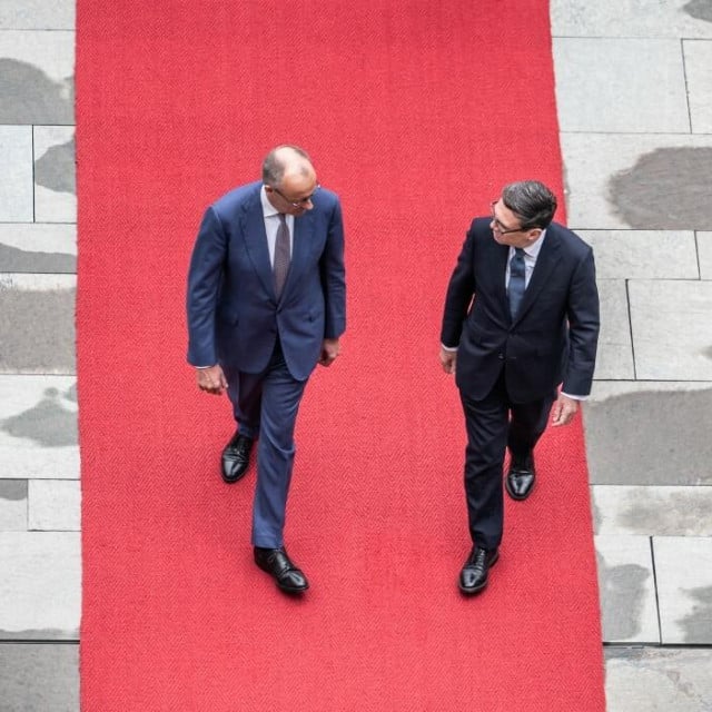 <p>Burnham kod Merza: crveni tepih za povratak u EU?</p>