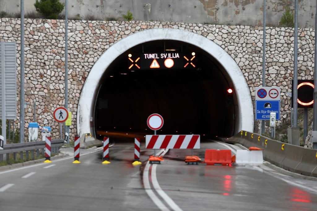 <p>Tunel Sv. Ilija</p>