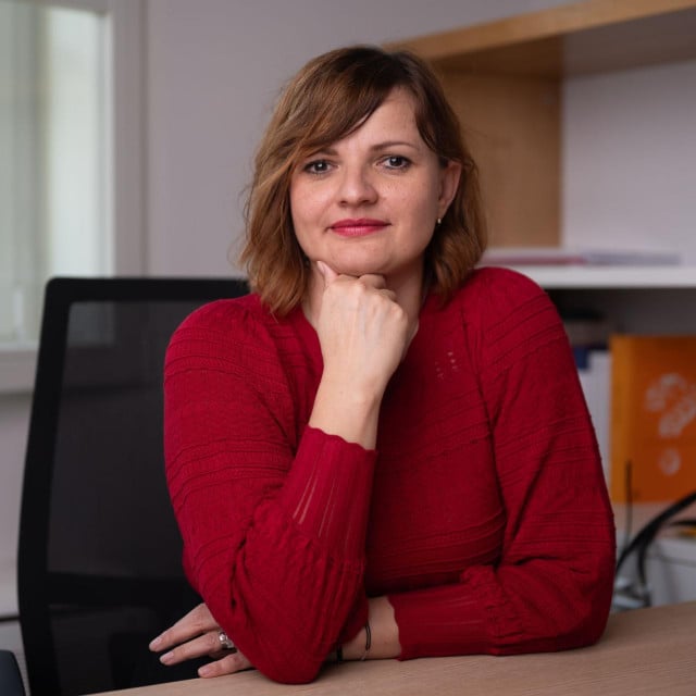 <p>Irena Buric je redovita profesorica na Odjelu za psihologiju Sveucilista u Zadru<br>
&nbsp;</p>