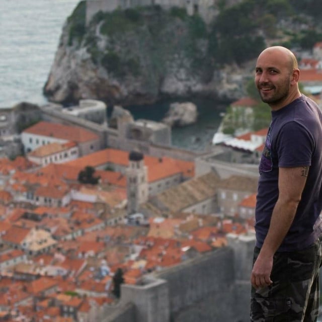 <p>Dubrovački turistički vodič Ivan Vuković</p>