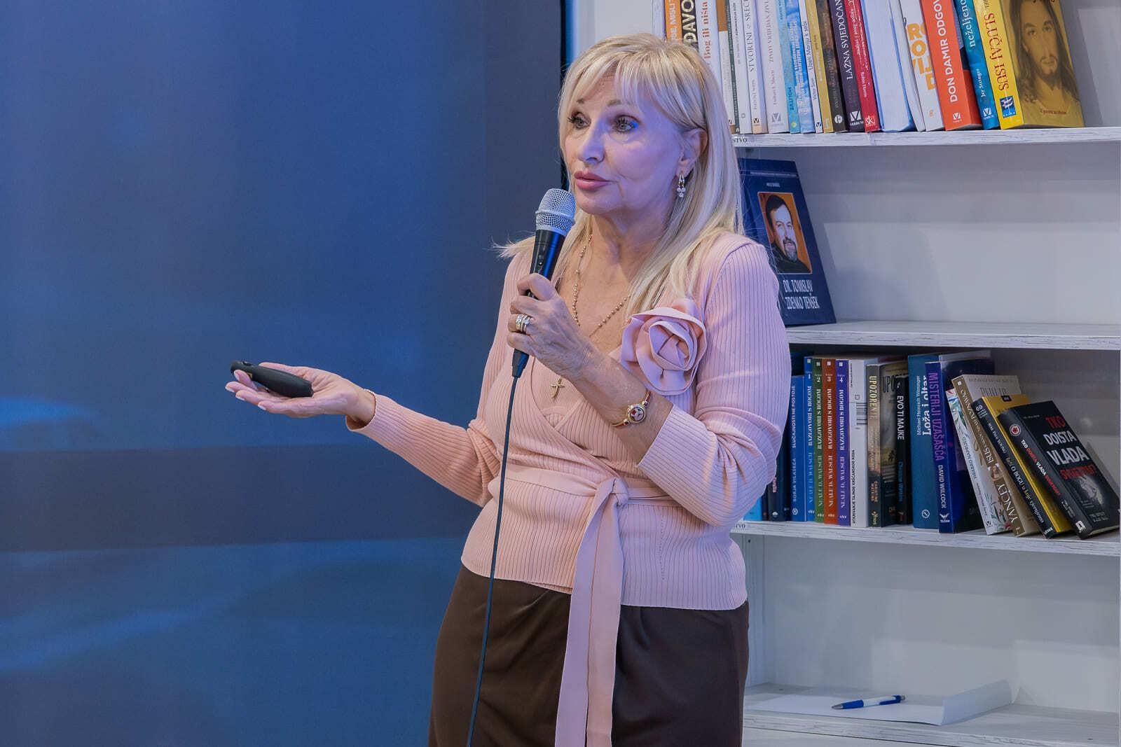 Gordana Buljan Flander u Ogranku Lapad održala predavanje o izazovima roditeljstva