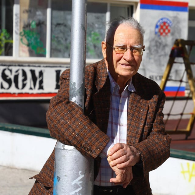 <p>&lsquo;Elektrificirao sam pola Dalmacije&lsquo;, ponosan je Aleksandar Ba&scaron;ić</p>