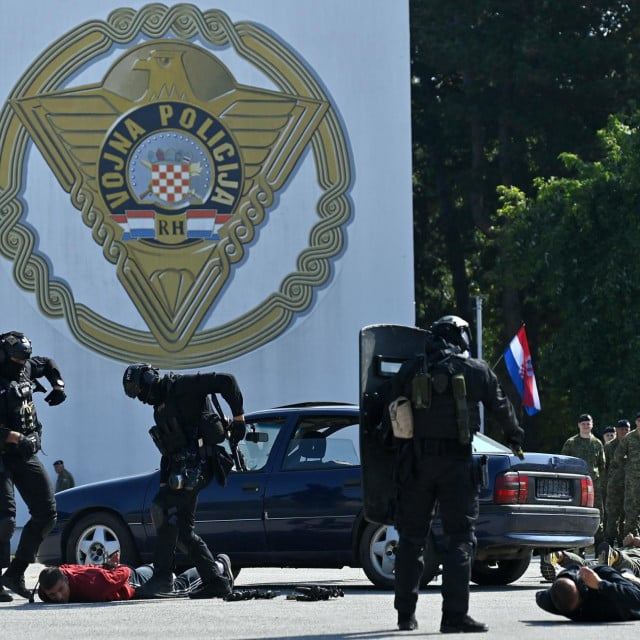 <p>Hrvatska Vojna policija je u svibnju 1992.&nbsp;Luku Žužu&nbsp;odvela iz stana i prebacila u BiH (ilustracija)&nbsp;</p>
